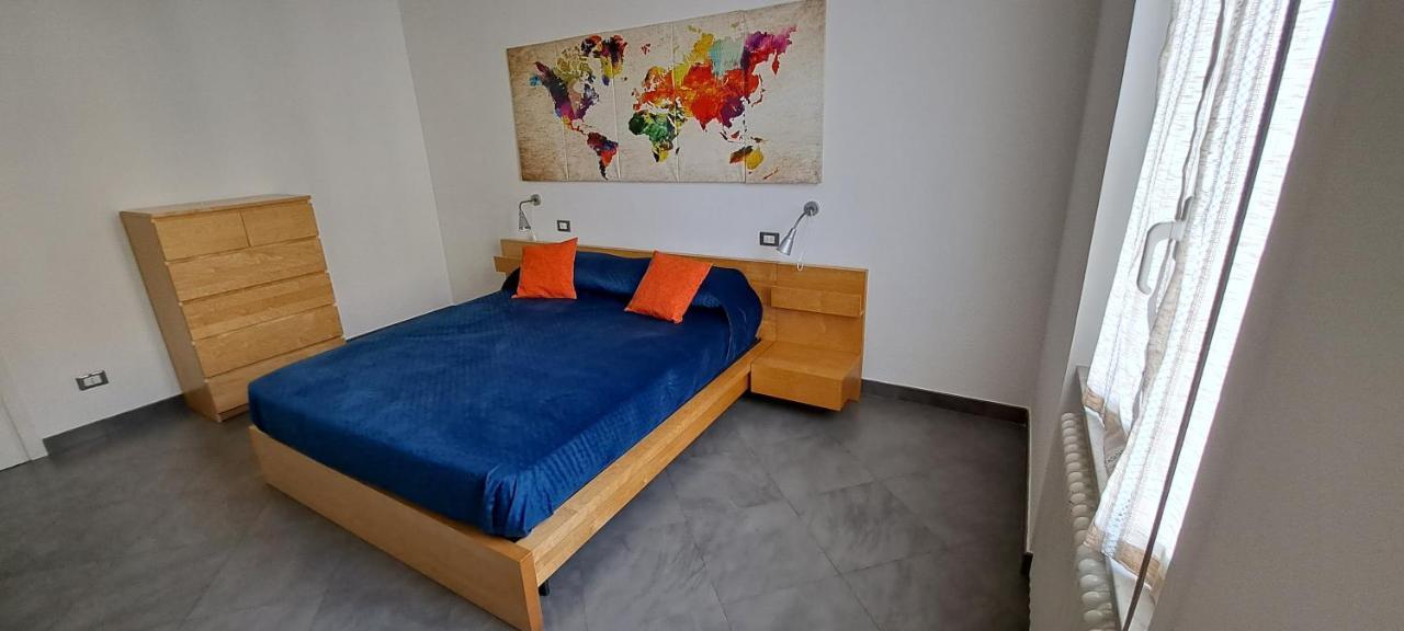 Waterfront Apartment Специя Экстерьер фото