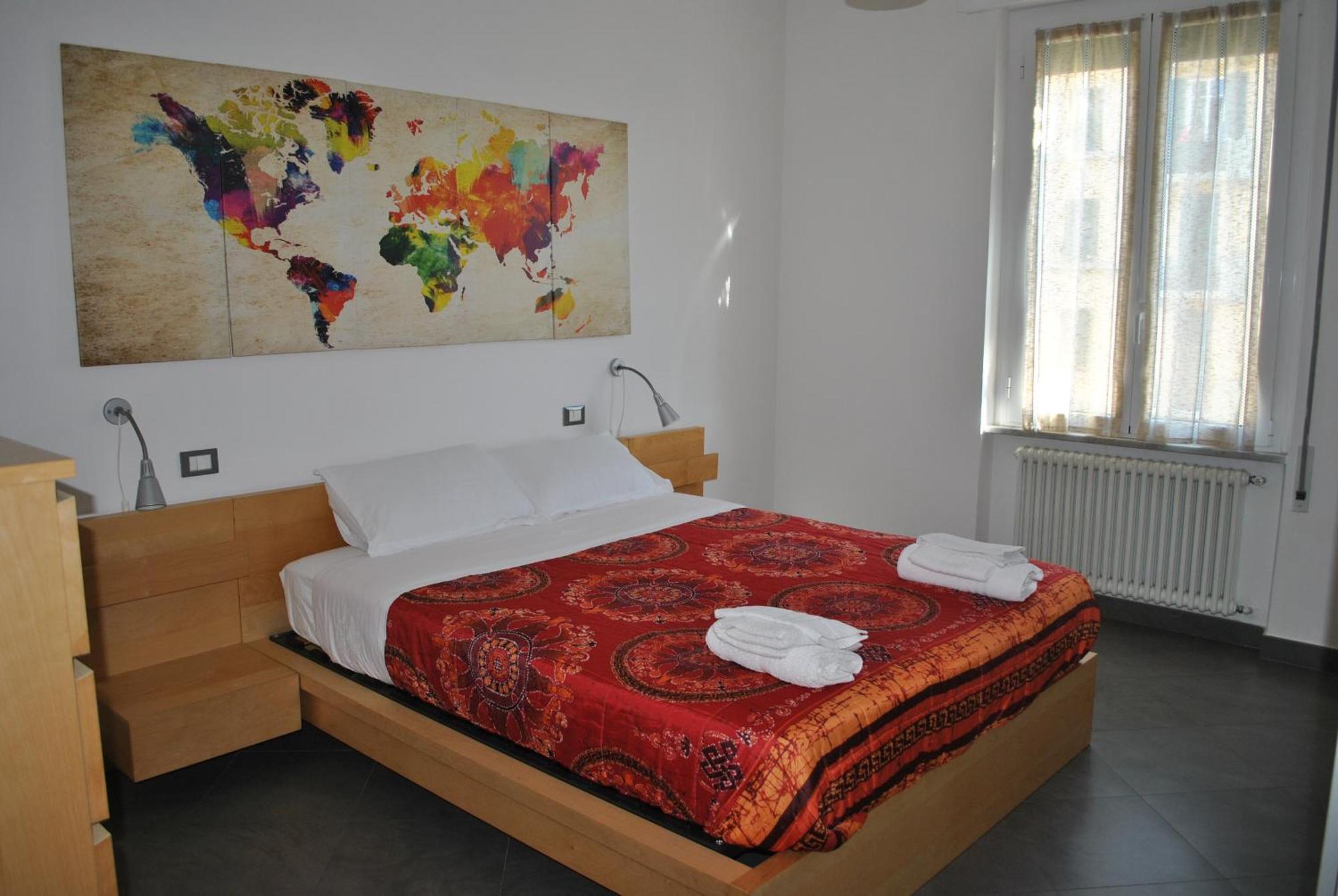 Waterfront Apartment Специя Экстерьер фото